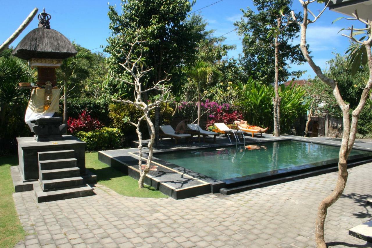 Uluwatu Made Guesthouse Luaran gambar