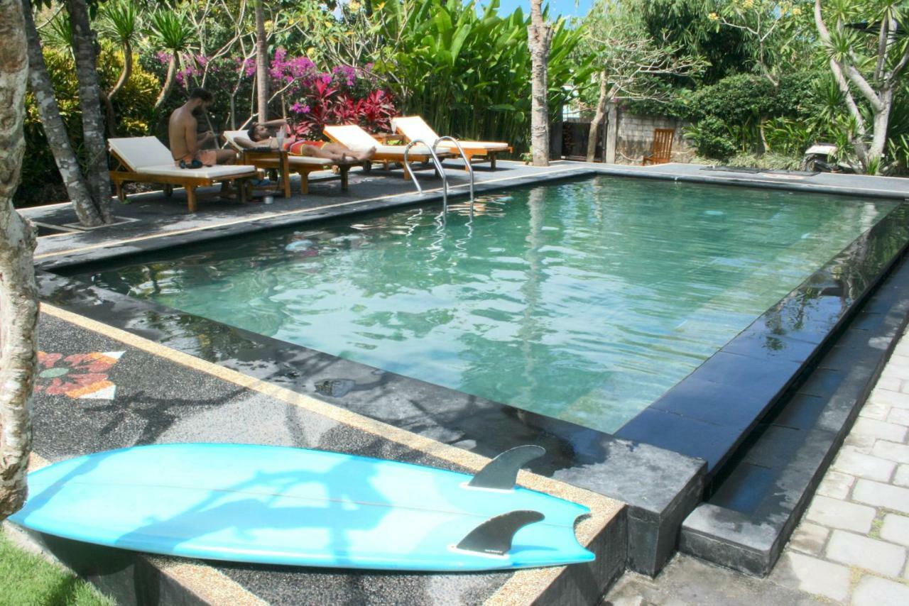 Uluwatu Made Guesthouse Luaran gambar