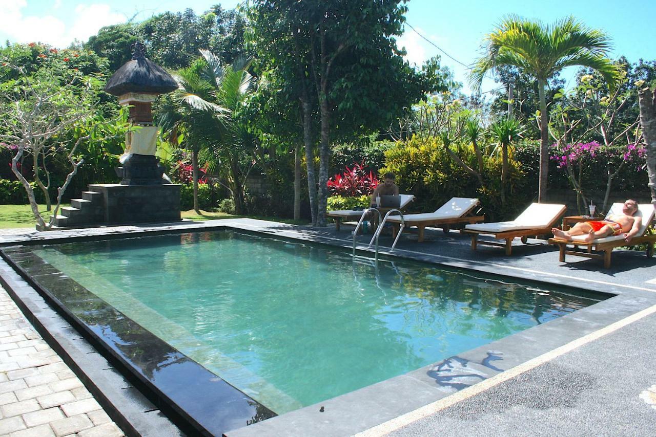 Uluwatu Made Guesthouse Luaran gambar